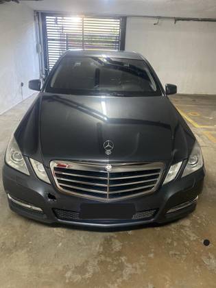 MERCEDES-BENZ E 500 5.0 AVANTGARDE VR4 V8 GASOLINA 4P AUTOMÁTICO MERCEDES-BENZ E 500 5.0 AVANTGARDE VR4 V8 GASOLINA 4P AUTOMÁTICO